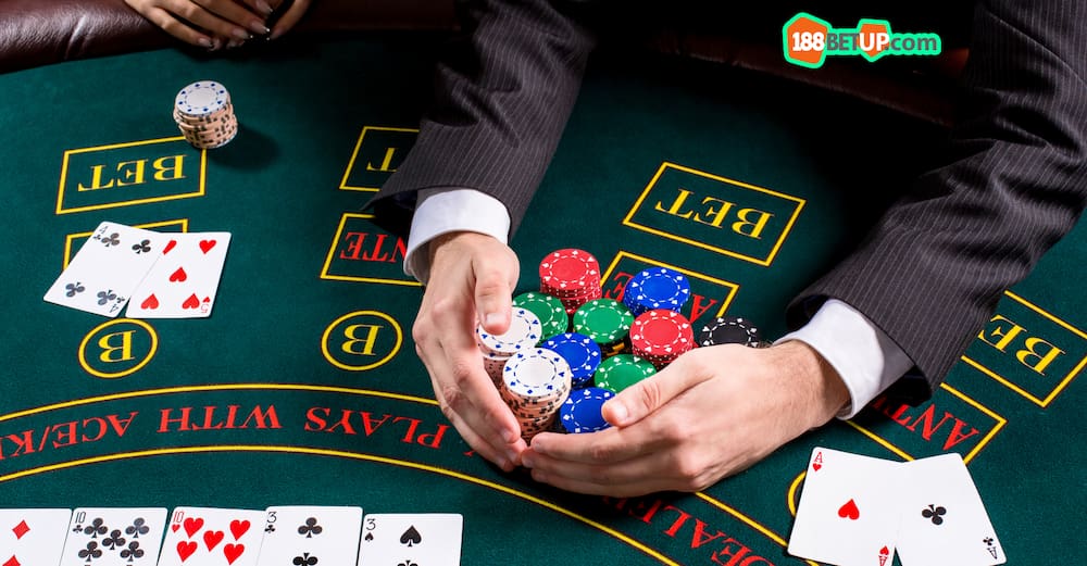 Khái niệm về game bài Poker